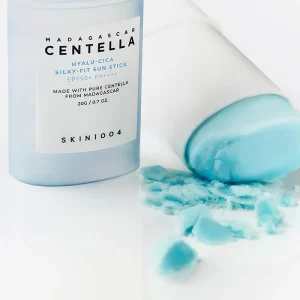 ضد آفتاب استیکی سنتلا اسکین 20g | SPF50 1004